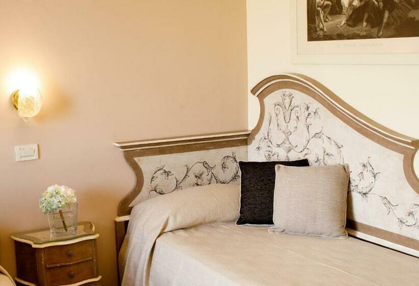 스탠다드 4인용 룸 바다전망, Zi' Teresa