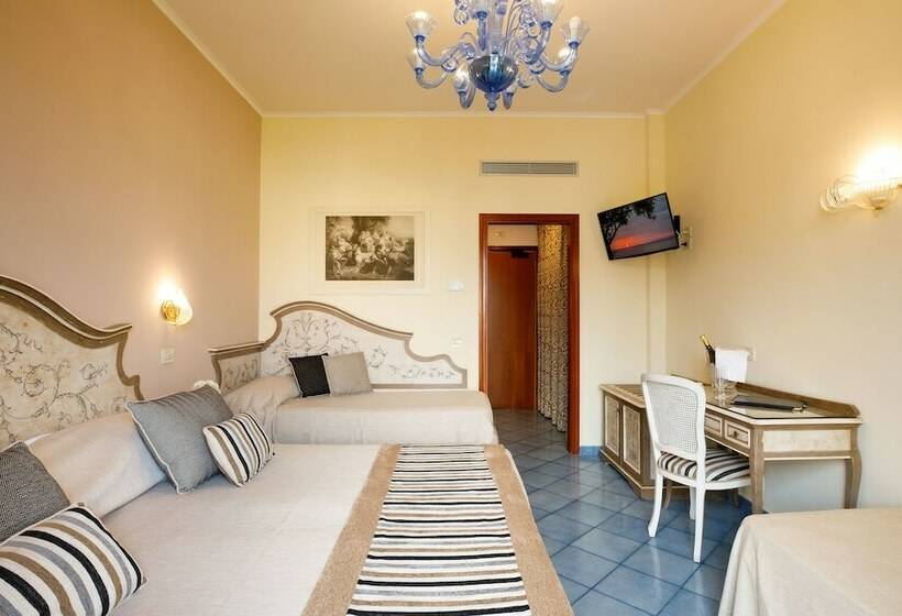 스탠다드 4인용 룸 바다전망, Zi' Teresa