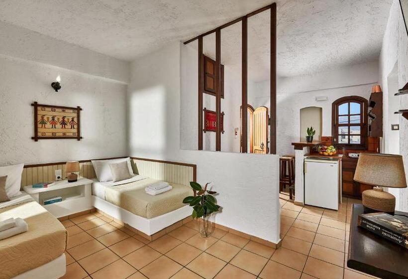 标准工作室, Mila Malia Studios