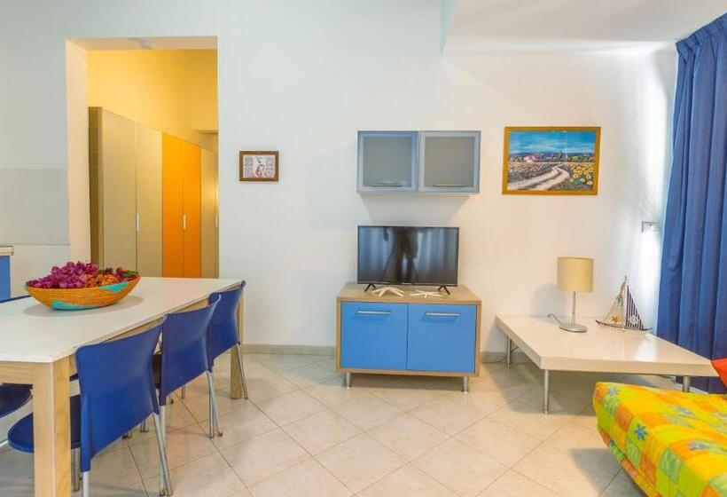 Apartamento 2 Dormitórios, Nautilus Apart