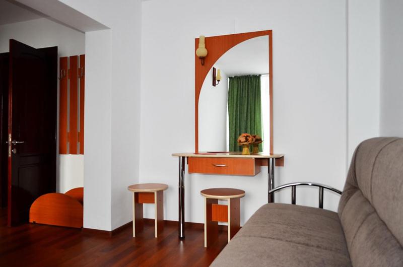 סוויטה, Amadeo