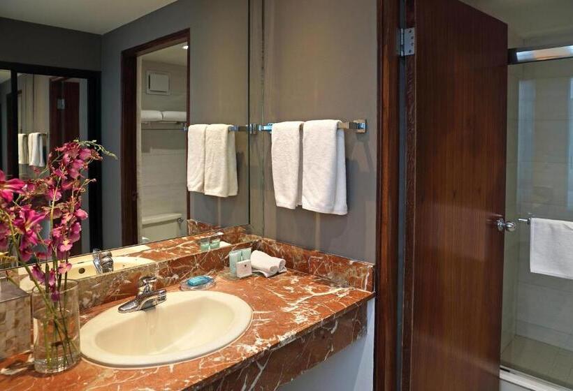 חדר סטנדרט, Crowne Plaza Panama, An Ihg