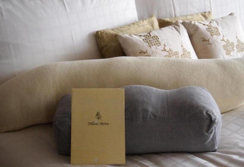 غرفة ديلوكس سرير كينج, Four Seasons Hotel Tokyo At Marunouchi