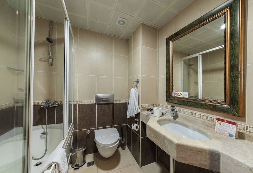 غرفة قياسية إطلالة جانبية علي البحر, Kayamaris