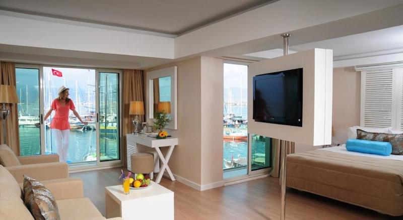 带海景的标准房, Kayamaris