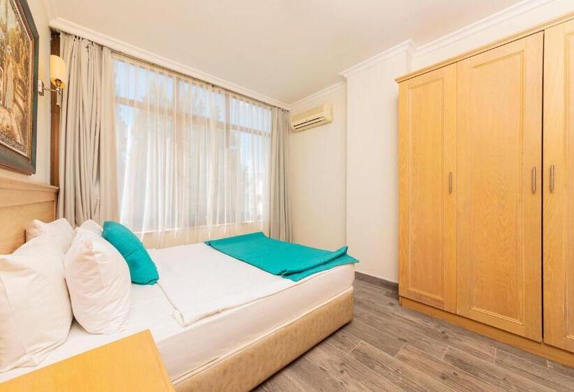 غرفة عائلية, Kayamaris