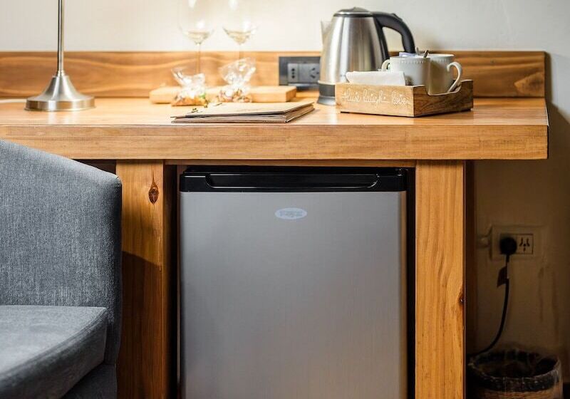 غرفة كلاسيكية, Lares De Chacras