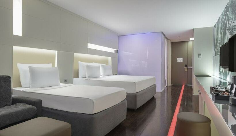 اتاق سوپریور, Nirvana Cosmopolitan Hotel Convention & Sports Center