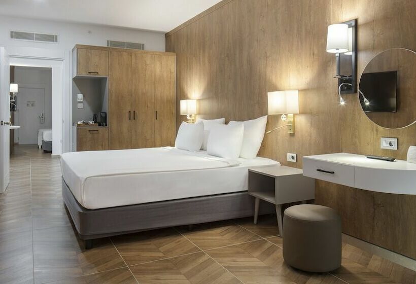 سوییت خانوادگی, Nirvana Cosmopolitan Hotel Convention & Sports Center