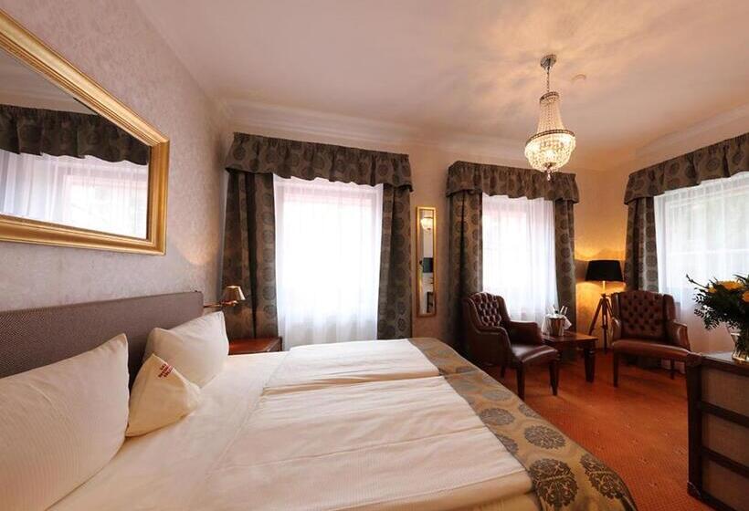 Номер Премиум Индивидуальный, The Lakeside   Burghotel Zu Strausberg