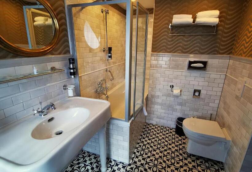 غرفة بريميوم فردية, The Lakeside   Burghotel Zu Strausberg