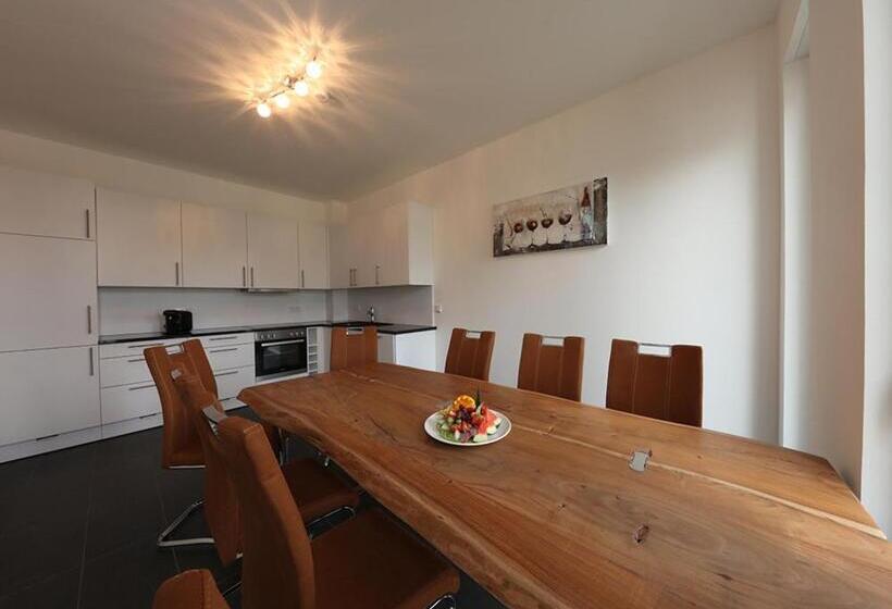 شقة ديلوكس غرفة واحدة, The Lakeside   Burghotel Zu Strausberg