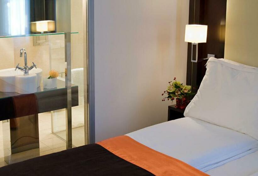 اتاق سوپریور, The Levante Parliament A Design