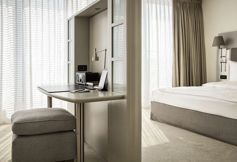 Suite, The Mandala