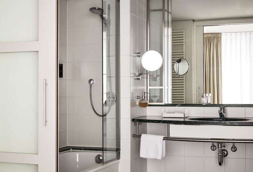 Executive Suite, The Mandala