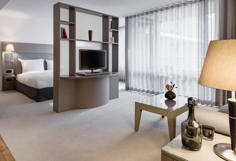 Executive Suite, The Mandala