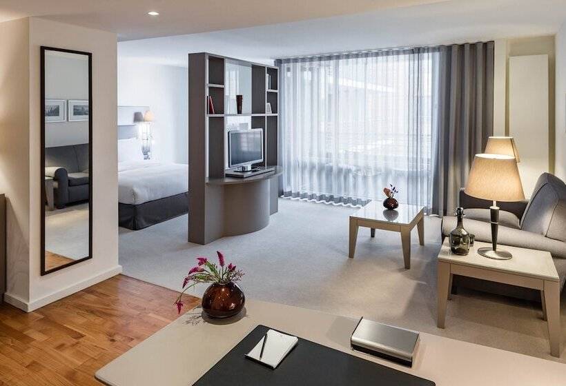 Executive Suite, The Mandala