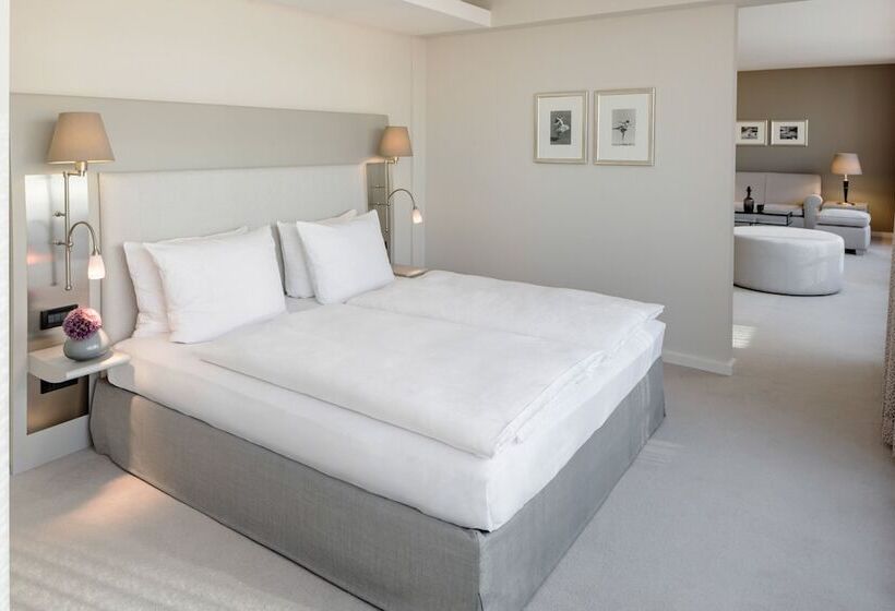 Executive Suite, The Mandala