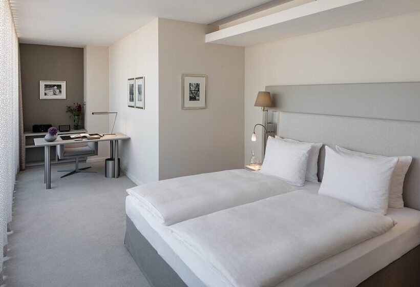 Executive Suite, The Mandala