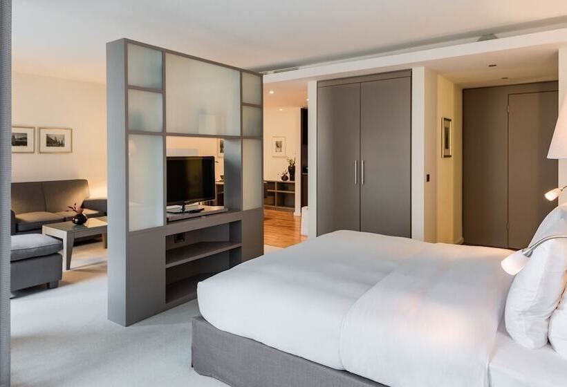 Executive Suite, The Mandala