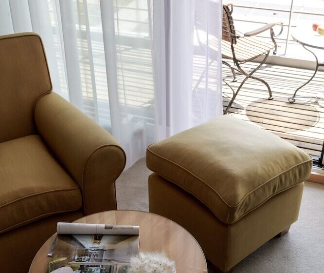 Standard Studio, The Mandala