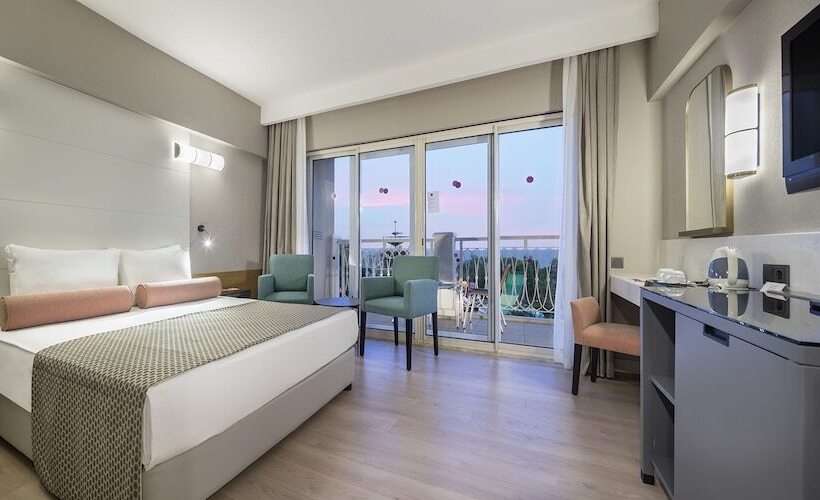 Семейный Номер Вид на Сад, Trendy Aspendos Beach