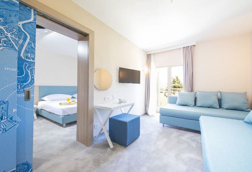Семейный Номер, Aminess Port9 Hotel