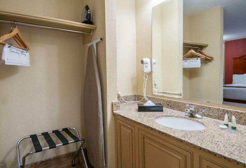 جناح, Governors Suites Hotel Oklahoma City Airport Area