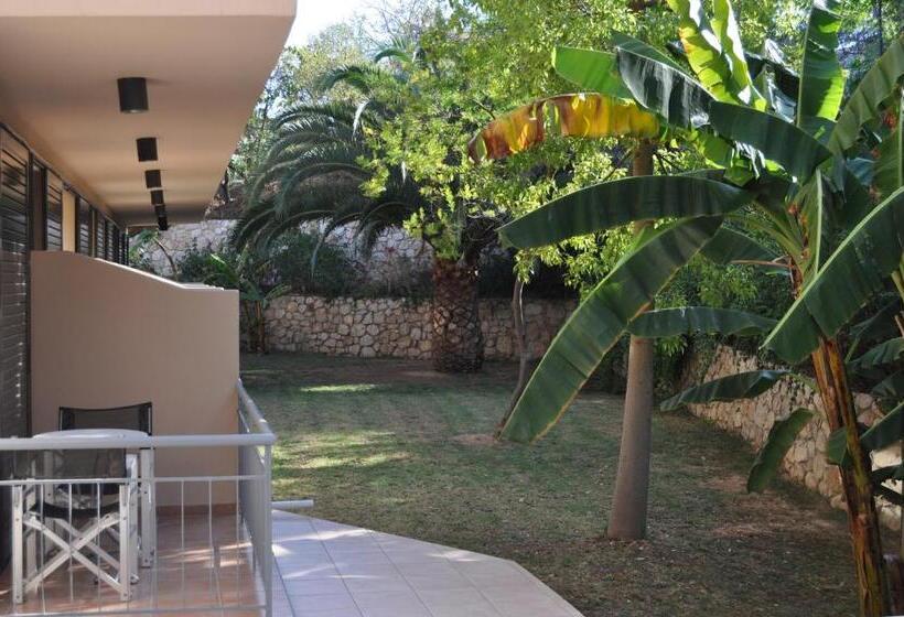 ガーデンビュースタンダードルーム, Apollon