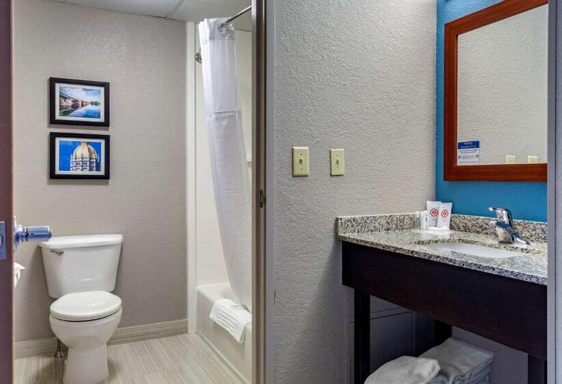 اتاق استاندارد, Comfort Inn