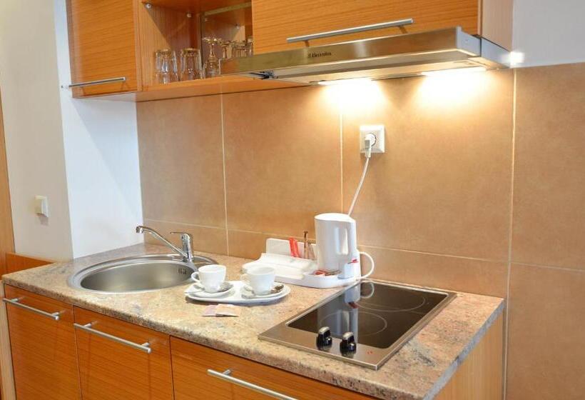 标准工作室, Flamingo Grand Hotel & Spa