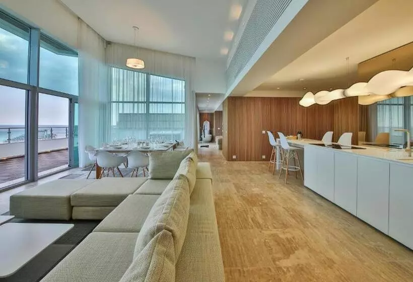 1 Bedroom Penthouse Apartment, Flamingo Grand Hotel & Spa