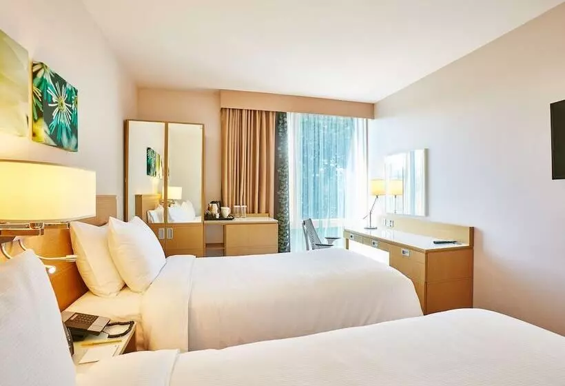 اتاق استاندارد, Hilton Garden Inn Birmingham Brindleyplace