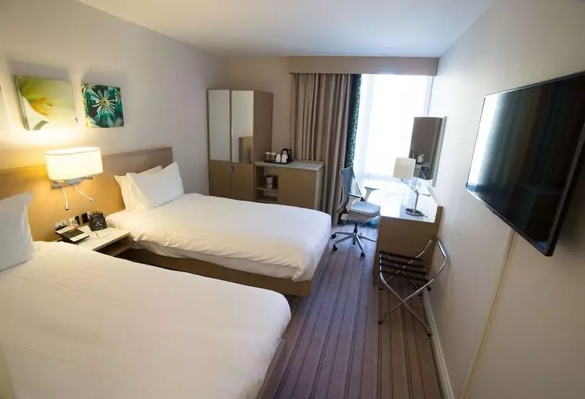 اتاق استاندارد, Hilton Garden Inn Birmingham Brindleyplace