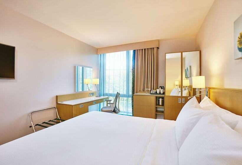 デラックスルーム, Hilton Garden Inn Birmingham Brindleyplace