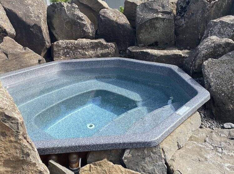 اتاق استاندارد, The Hill Hotel At Flúðir