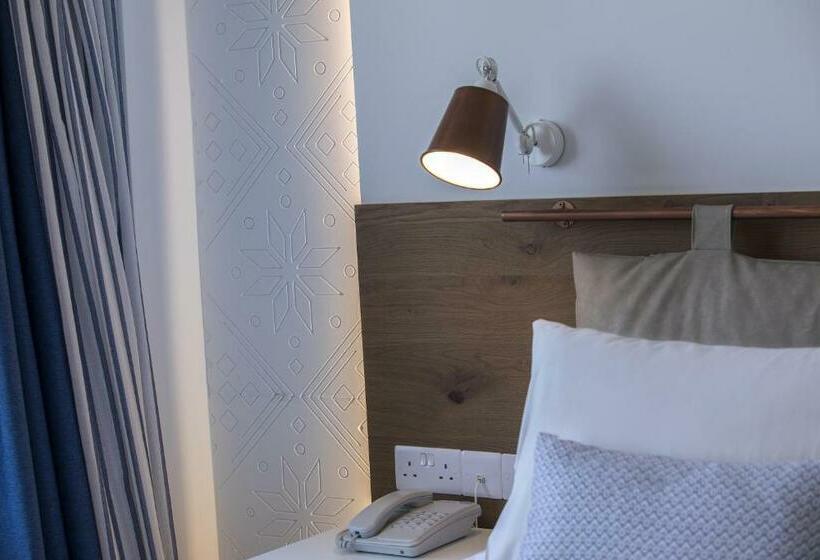 חדר סופריור צדדי נוף לים, Lordos Beach Hotel & Spa