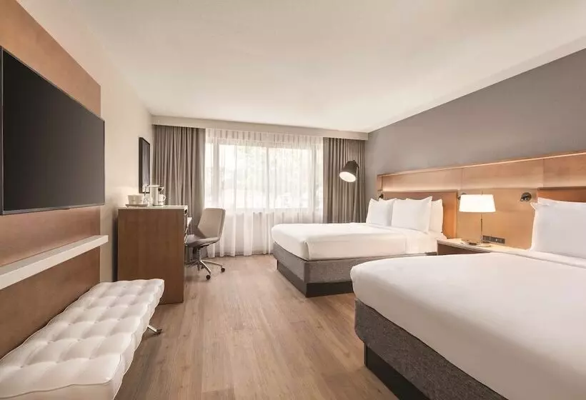２ダブルベッドのスタンダードルーム, Radisson Hotel Seattle Airport