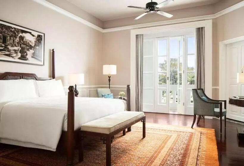 キングサイズベッドのスタンダードルーム, Raffles Grand Hotel D Angkor