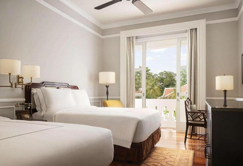 标准间带游泳池, Raffles Grand Hotel D Angkor