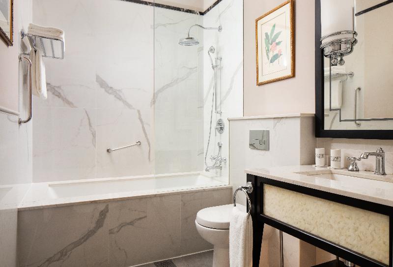 标准间带游泳池, Raffles Grand Hotel D Angkor