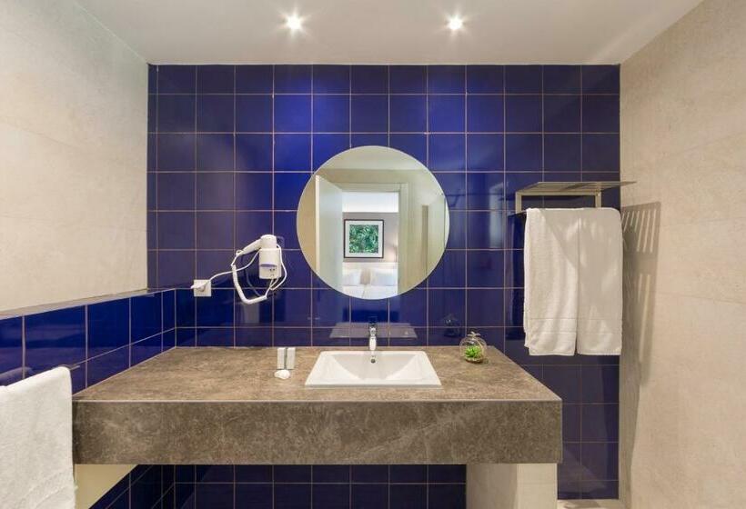 Семейный Номер Базовый, Ap Adriana Beach Resort