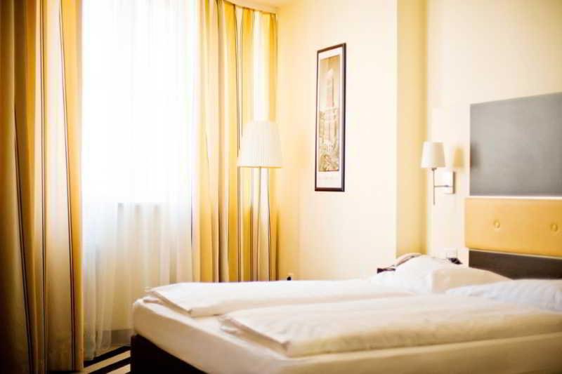 اتاق استاندارد, Bristol Hotel Frankfurt City