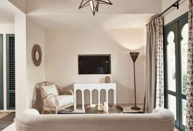 سوییت جونیور, Ali Pasha