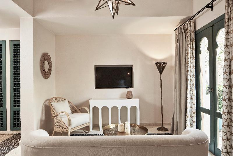 سوییت جونیور, Ali Pasha