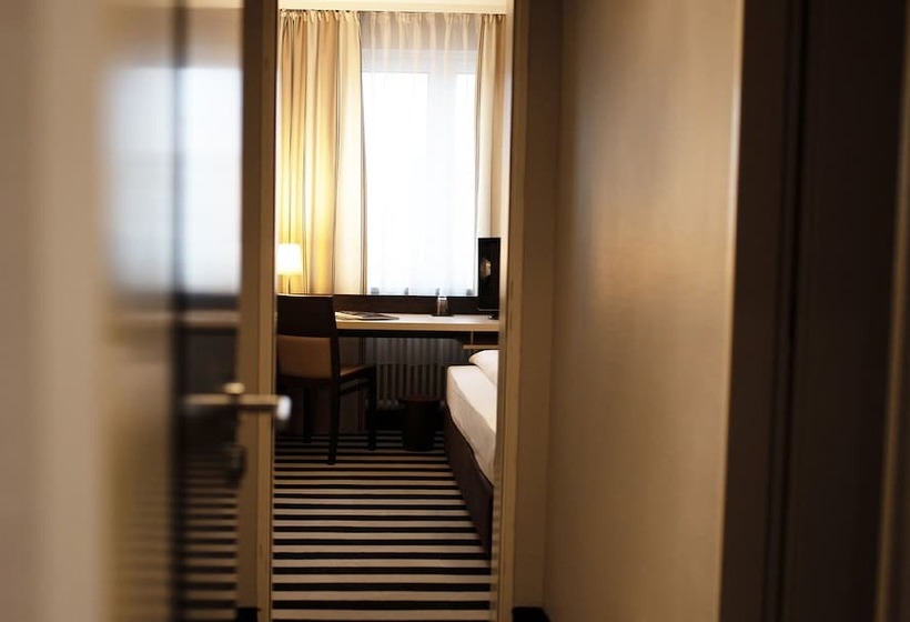 اتاق استاندارد یک نفره, Bristol Hotel Frankfurt City