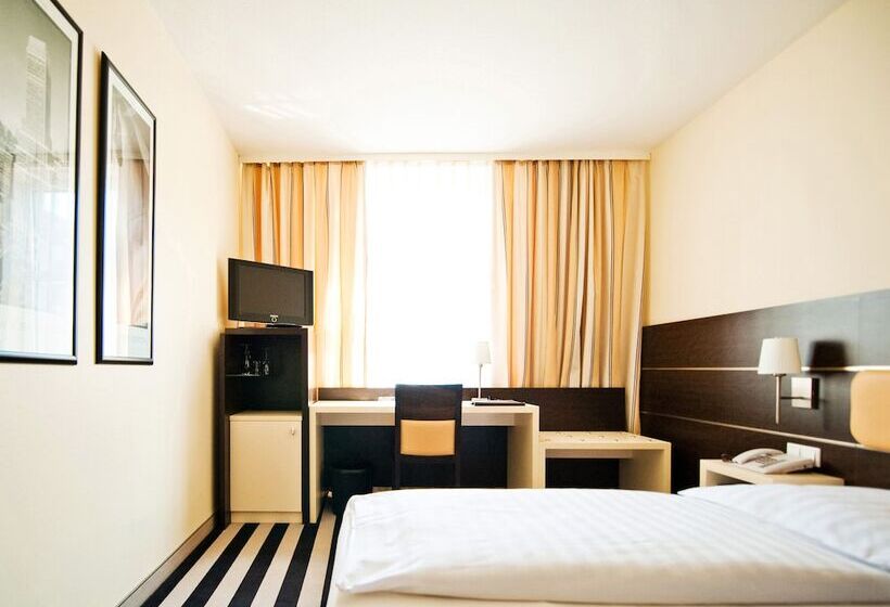 스탠다드 싱글 룸, Bristol Hotel   Frankfurt City