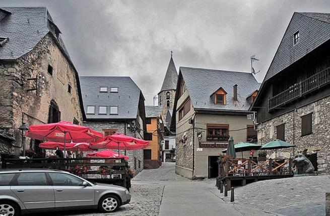 スタンダードルーム, Garona