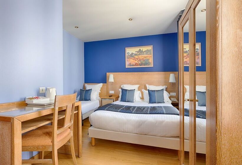 스탠다드 트리플 룸, Grand Hotel Dore