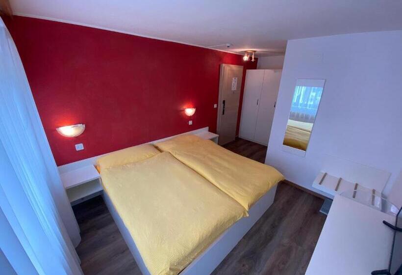 חדר סטנדרט, Mountime